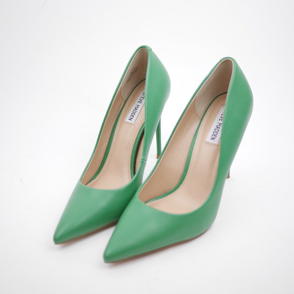 STEVE MADDEN Women's 10 Green faux leather stiletto high heels closed toe pumps